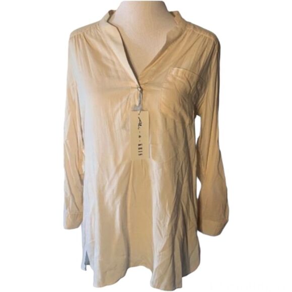 🆕 Ali & Kris Roll Up Sleeve Top - size M - Picture 1 of 8